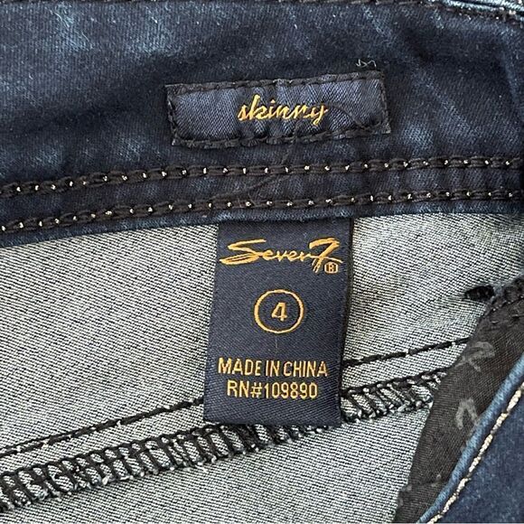 Seven7 Mid Rise Dark Wash Skinny Leg Denim Jeans SZ 4 Pre Loved Condition - Picture 4 of 11